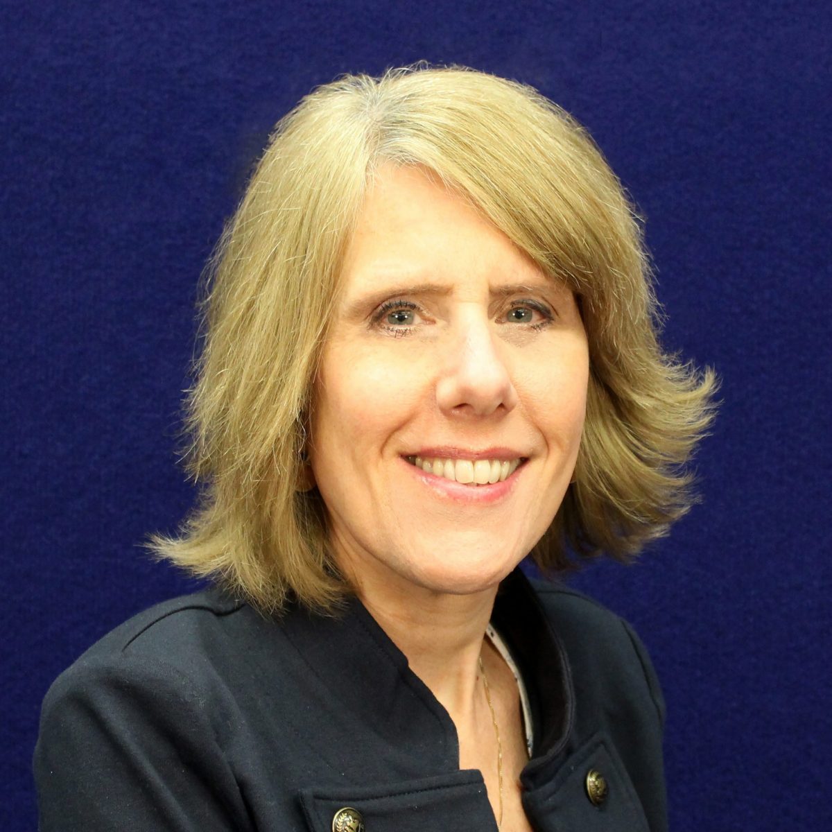 Lisa Knight